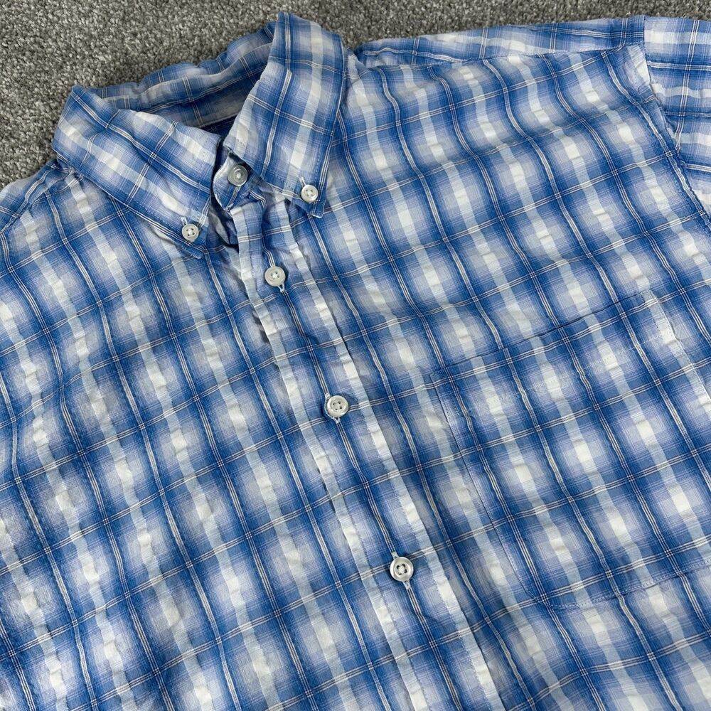 Jos A Bank Mens  Blue Plaid Stays Cool  Button Down Dress Shirt Size Large